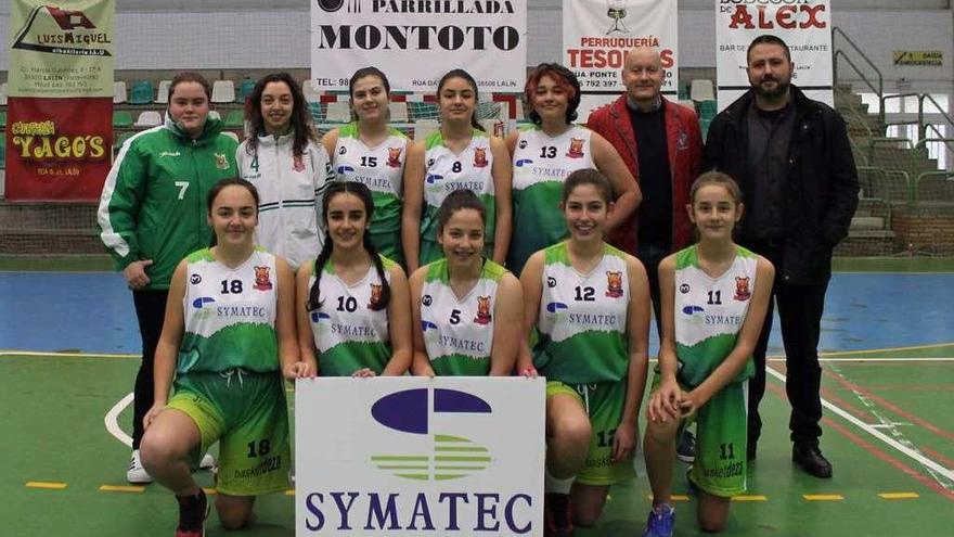 Las cadetes del Symatec Basketdeza sufrieron la segunda derrota de la temporada.