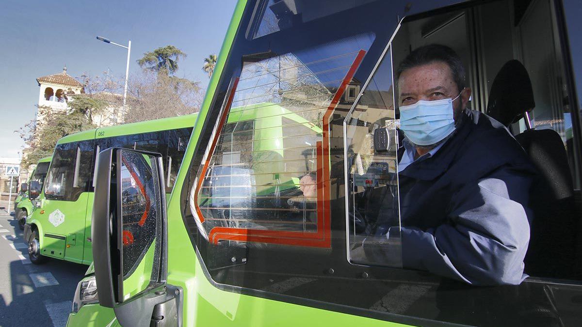 Aucorsa recupera en 2021 cifra de negocio y viajeros pese a los coletazos del covid.