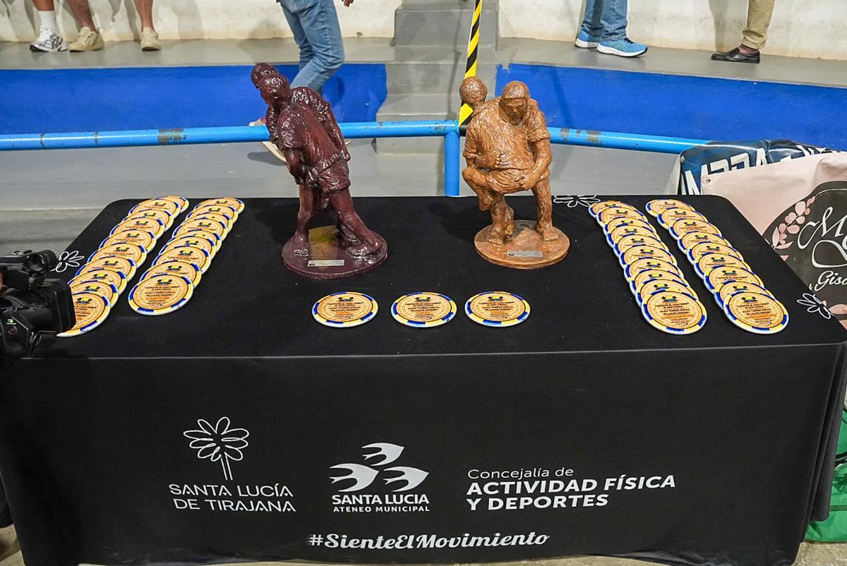 Torneo DIELCA de Lucha Corrida