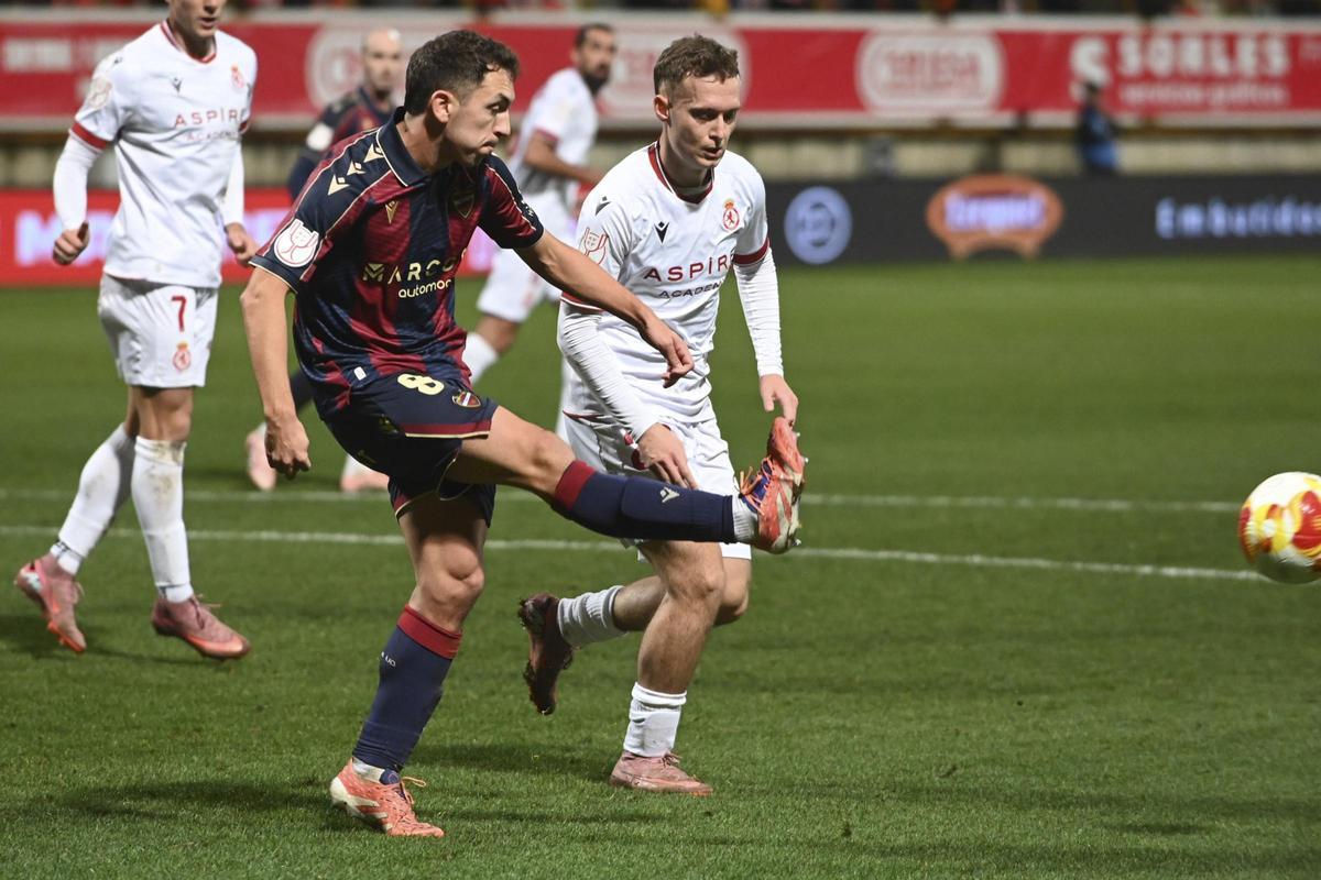 La Cultural Leonesa - Levante UD de la Copa del Rey, en imágenes
