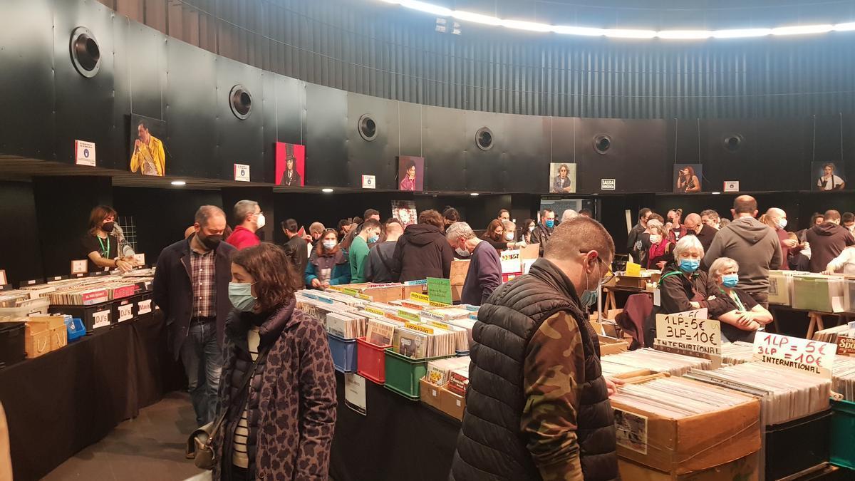 Una imagen de la decimosexta edición de la Feria del Coleccionismo Musical, realizada el año pasado en el Centro Cívico Delicias