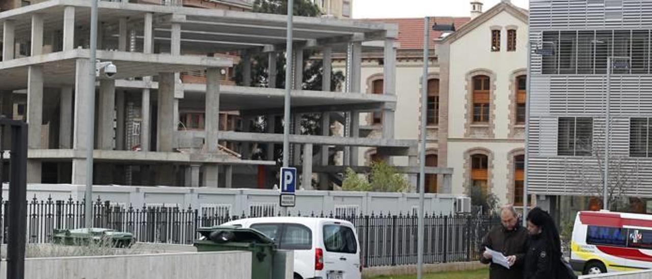 Obras paralizadas en el Hospital Provincial de Castelló.