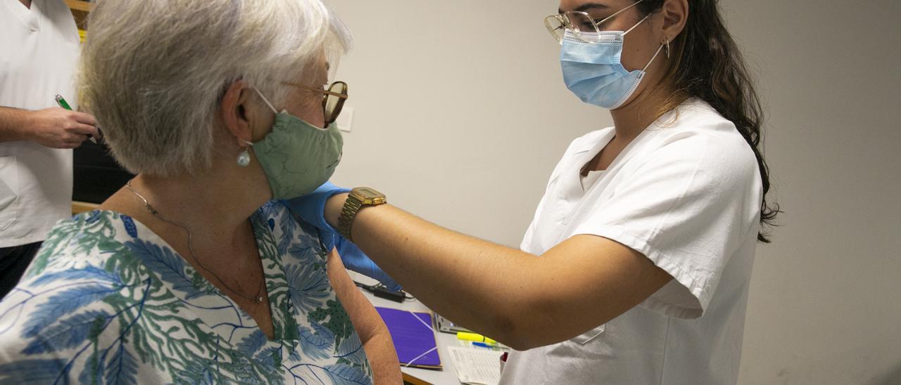 Vacunación frente a la gripe, en una imagen de archivo