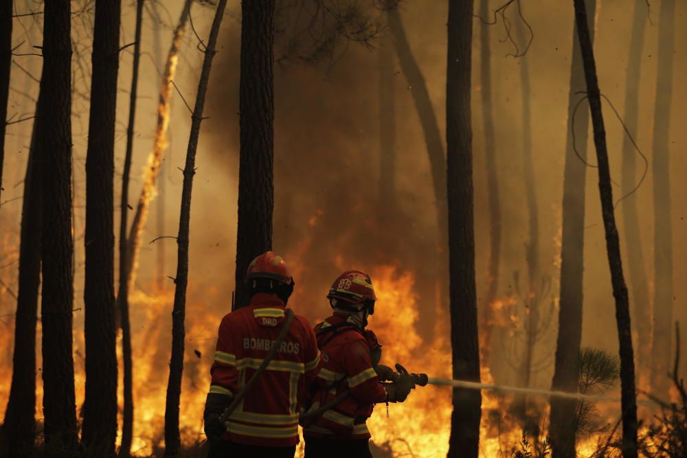 Portugal respira tras controlar el incendio de Oleiros, pero sigue en alerta