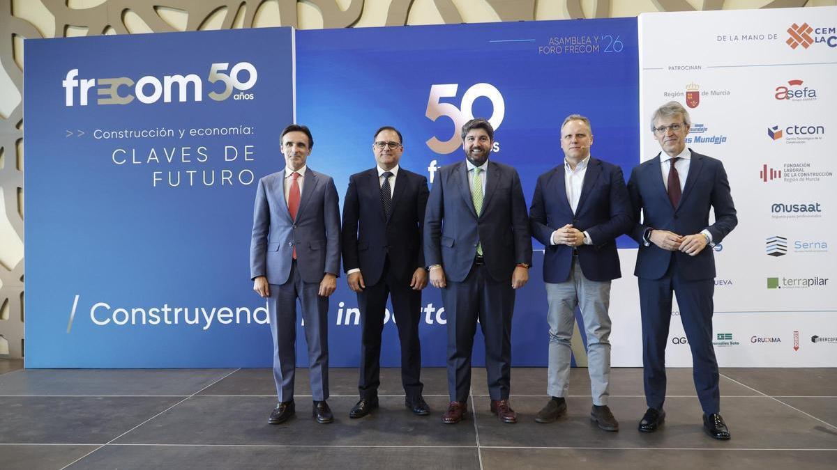 Los constructores murcianos exigen eliminar "la cadena fiscal" de la vivienda para bajar un 20% "de golpe" su precio