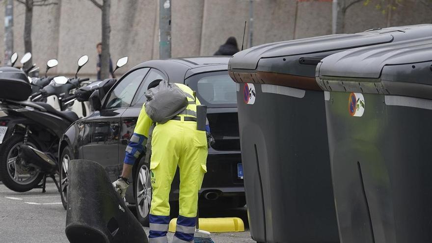 La vaga dels treballadors de la neteja a Girona posa el contracte de Girona+Neta en el punt de mira