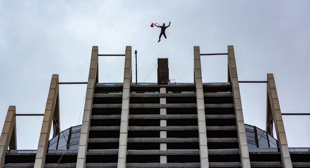 Salto base desde el hotel Bali de Benidorm