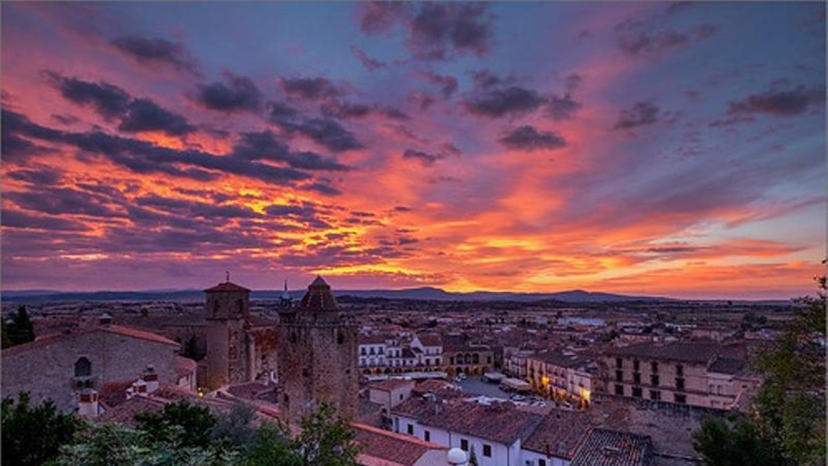 Imagen del atardecer en Trujillo.