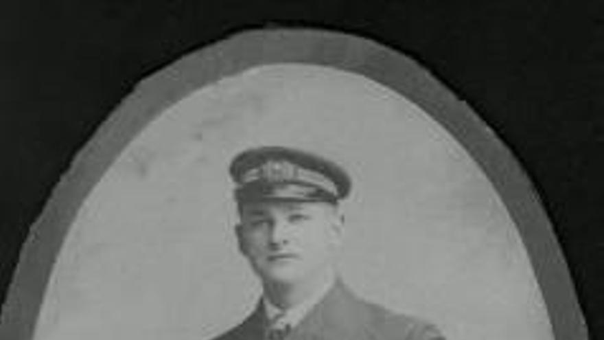 El capitán del Stanbrook.