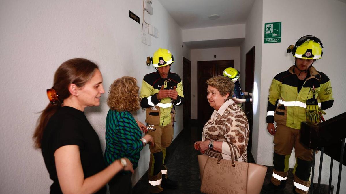 Apagón en Córdoba: rescatan a una mujer atrapada en un ascensor