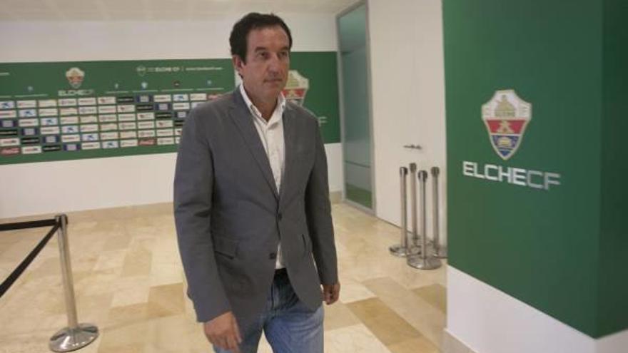 Juan Anguix, en una foto de archivo cuando era presidente del Elche CF.