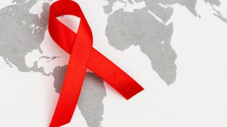 Dos de cada tres contagios de VIH en Canarias fueron en sexo entre hombres.