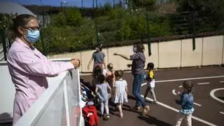 Las mascarillas dejan de ser obligatorias en los recreos de los colegios de Madrid