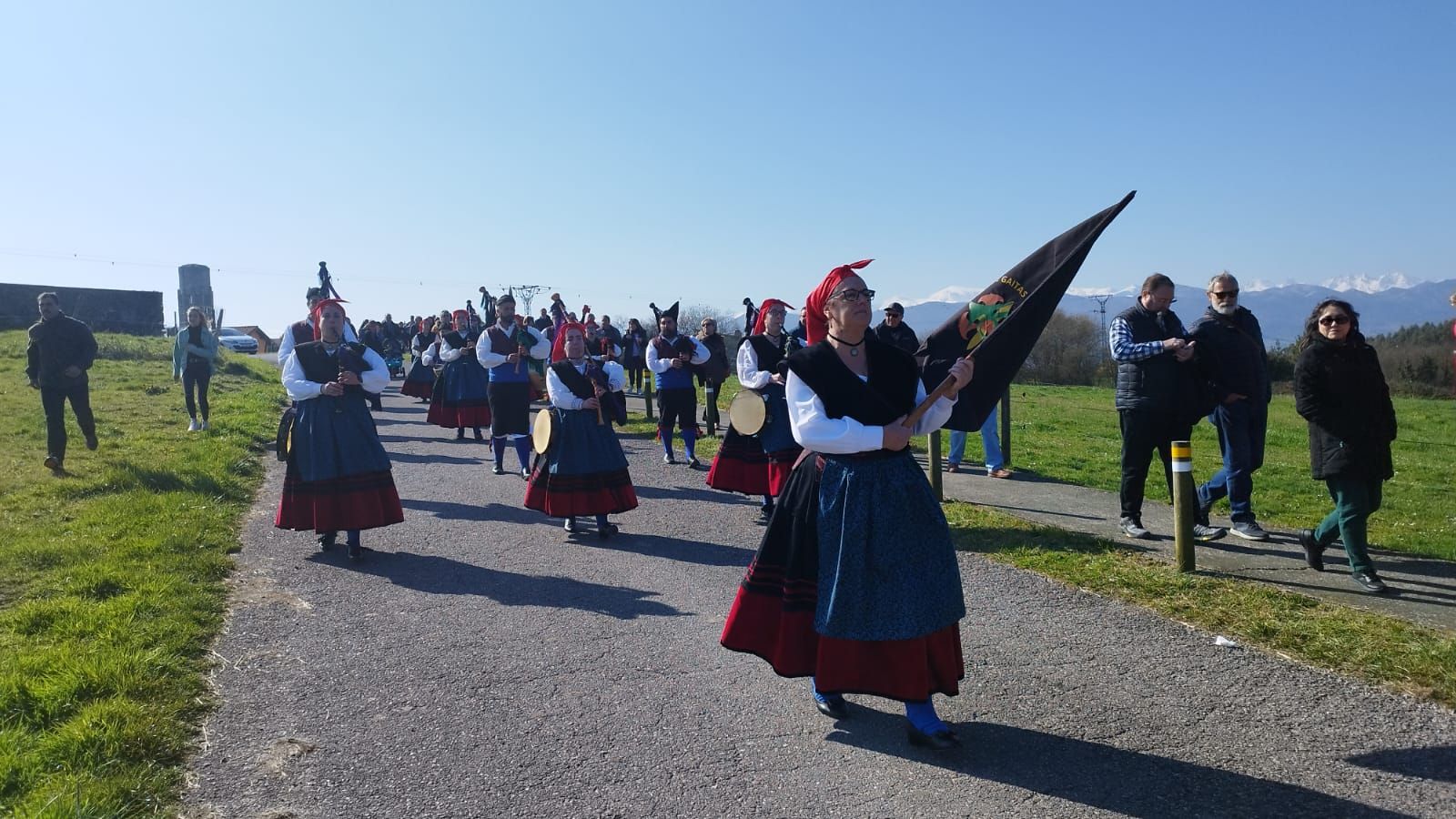 Pimiango celebra las fiestas de Santu Medé