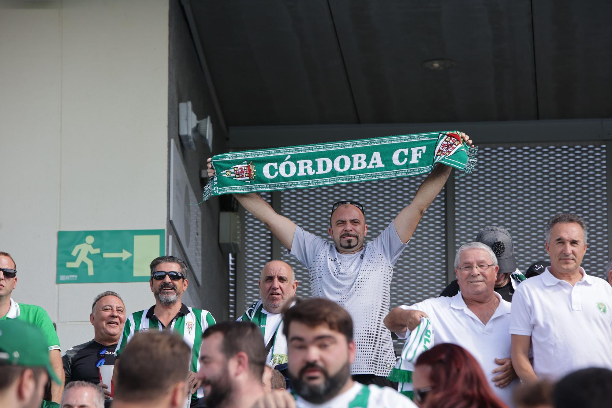 Los aficionados en el Real Madrid Castilla.Córdoba CF