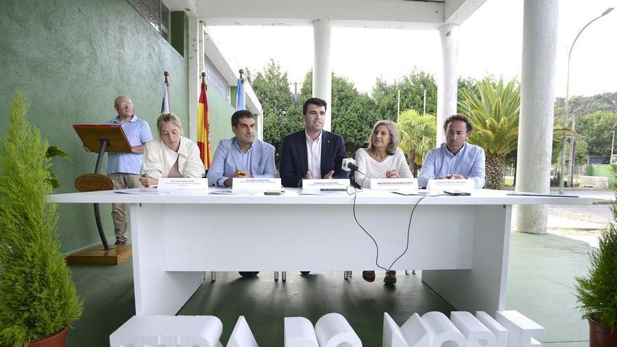 Medio centenar de empresas toman A Estrada para reforzar el sector y generar negocio