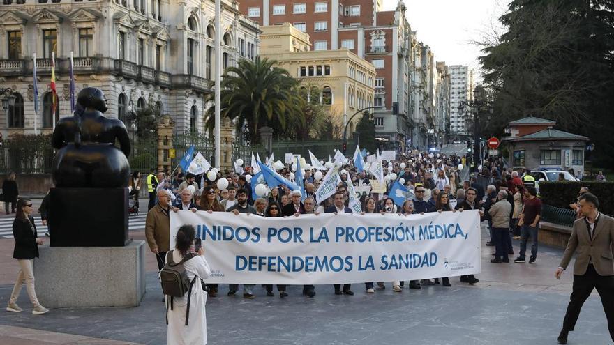 La fórmula de descansos que proponen los médicos jóvenes de Asturias: librar tres mañanas por cada guardia de 24 horas