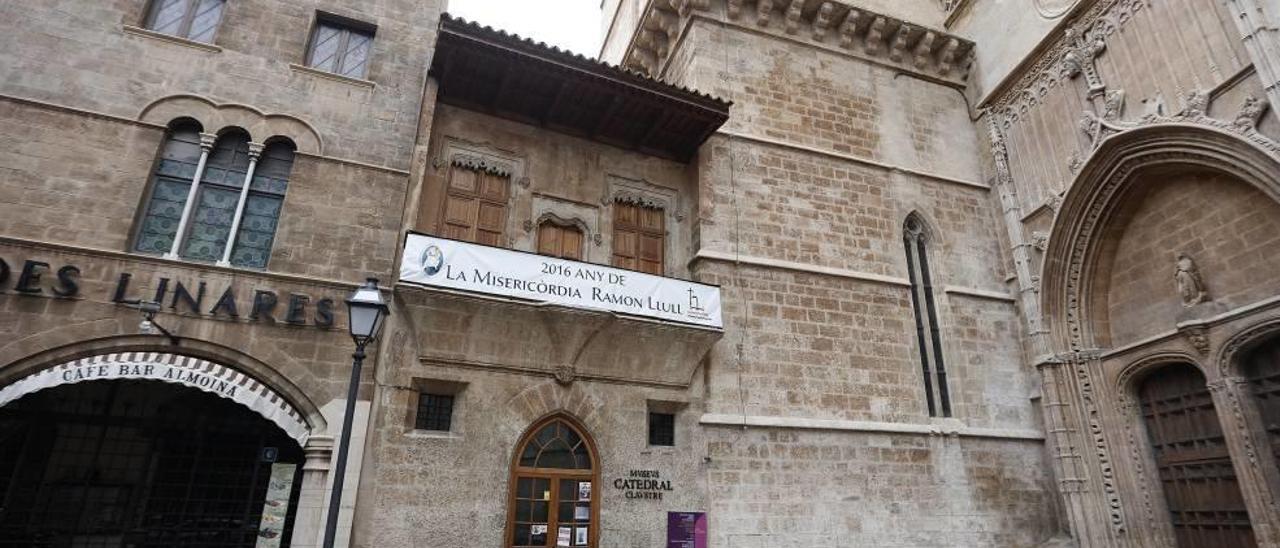 La Casa de l´Almoina, la esencia del gótico junto a la catedral.