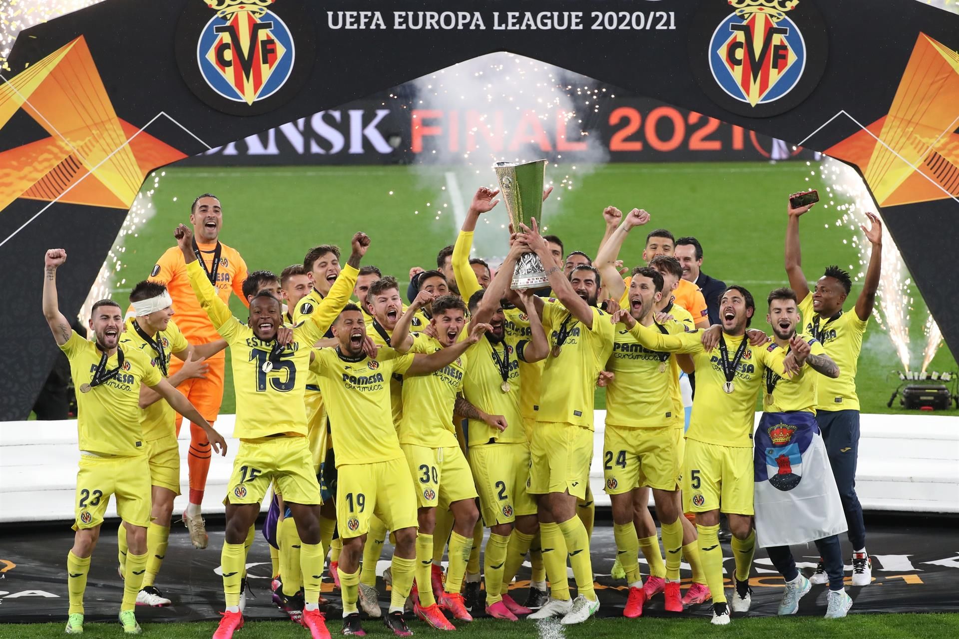 LAS MEJORES IMÁGENES | Así celebró el Villarreal el primer título de su historia