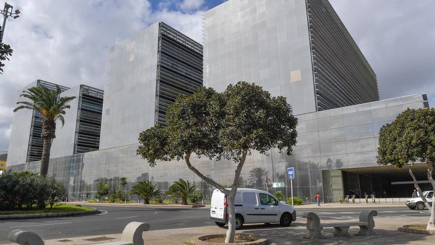 El TSJ de Canarias absuelve a un condenado por abuso sexual y exhibicionismo a su hijastra