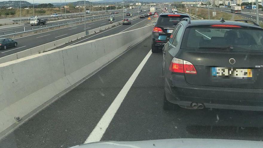 Primeras retenciones en las carreteras valencianas