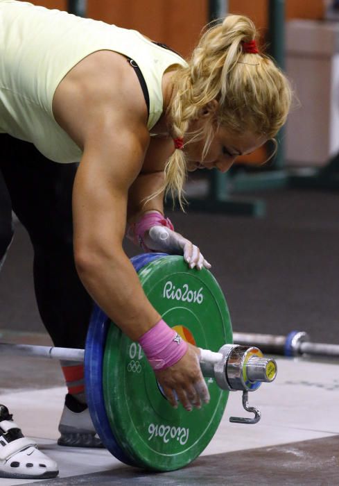 ENTRENAMIENTO DE LA PESISTA LIDIA VALENTÍN