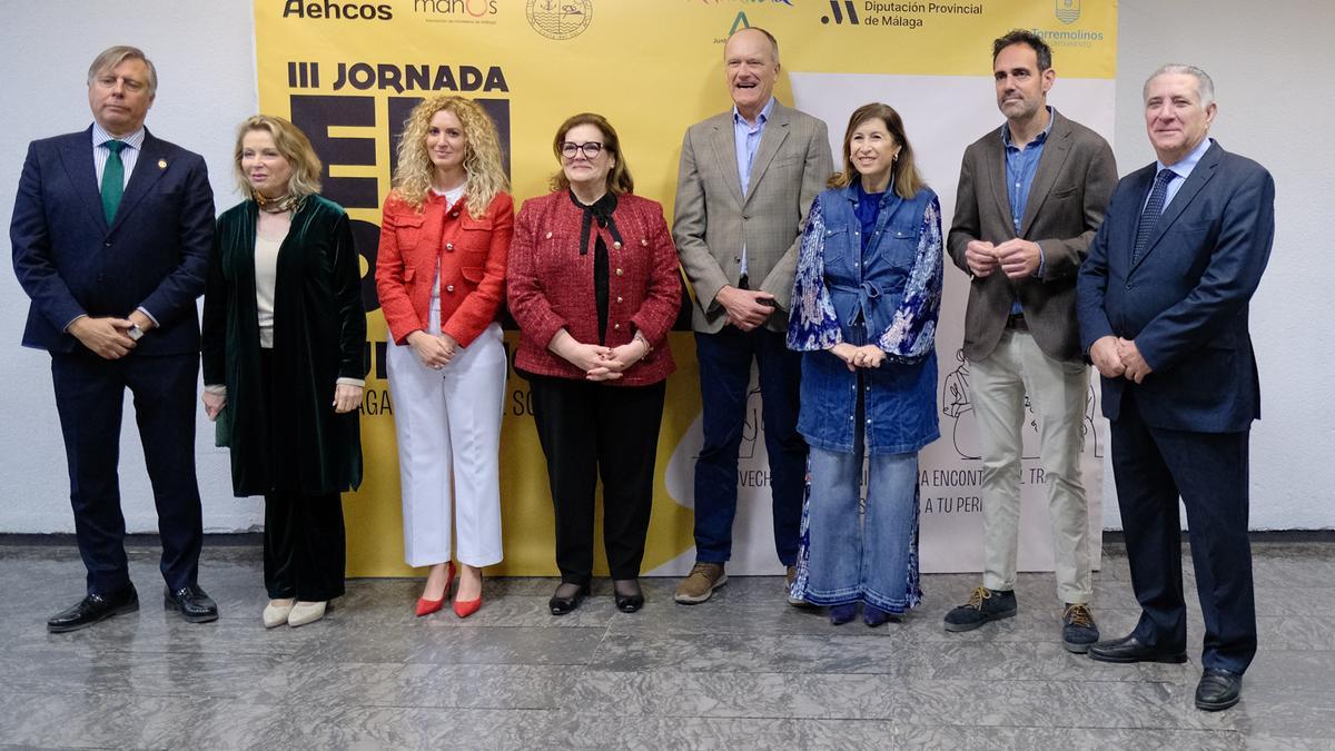 José Carlos Escribano, Carmen Sánchez, Carmen Márquez, Marta Huete, José Luque, Gemma del Corral, Javier Frutos y Manuel Villafaina, ayer en la Jornada 'Emplea Turismo Málaga-Costa del Sol'.