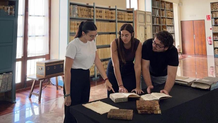 El Cabildo Catedralicio de Orihuela recupera un manuscrito que desapareció de la biblioteca del Seminario hace más de medio siglo