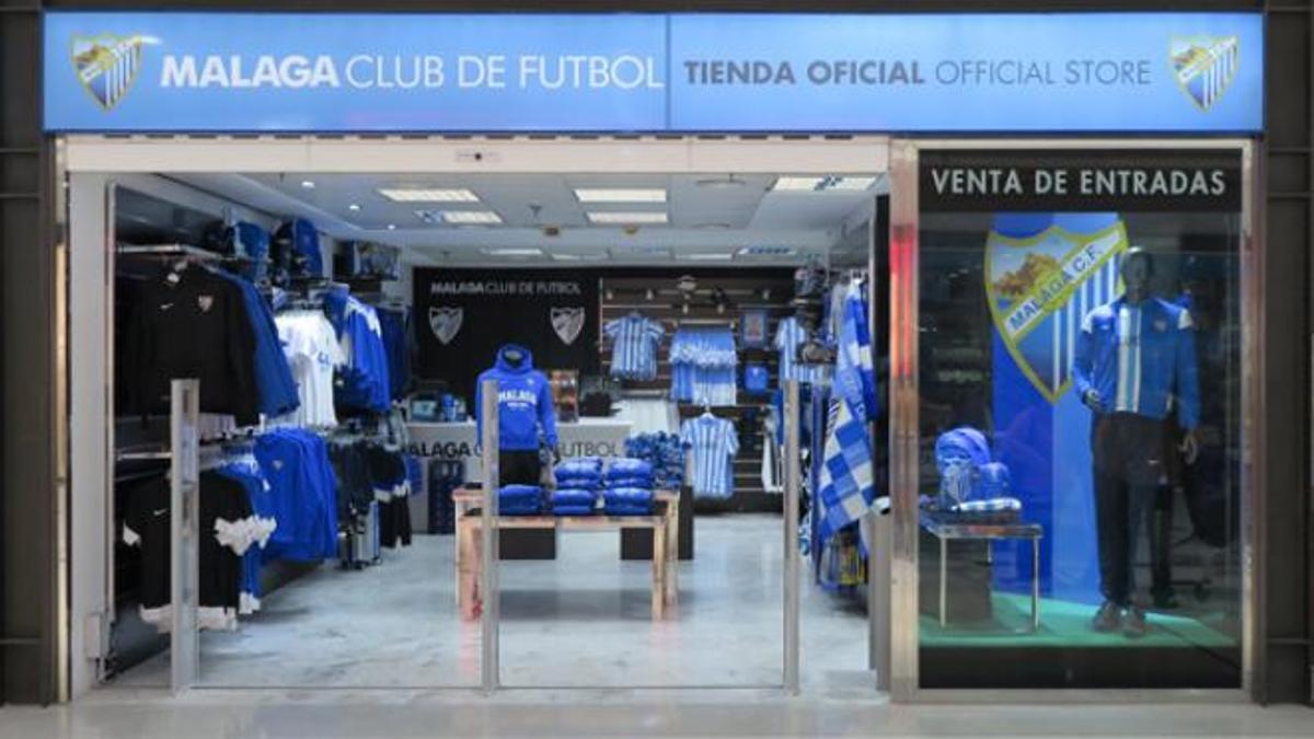 Imagen de una de las tiendas oficiales del Málaga CF