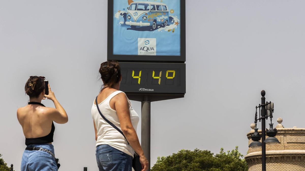 Valencia tiempo: Adiós al verano con las noches más cálidas desde 1950