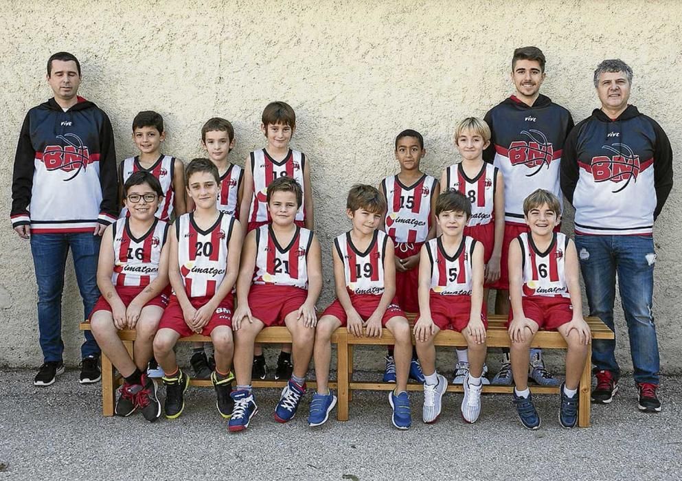 CB Manacor presenta sus equipaciones