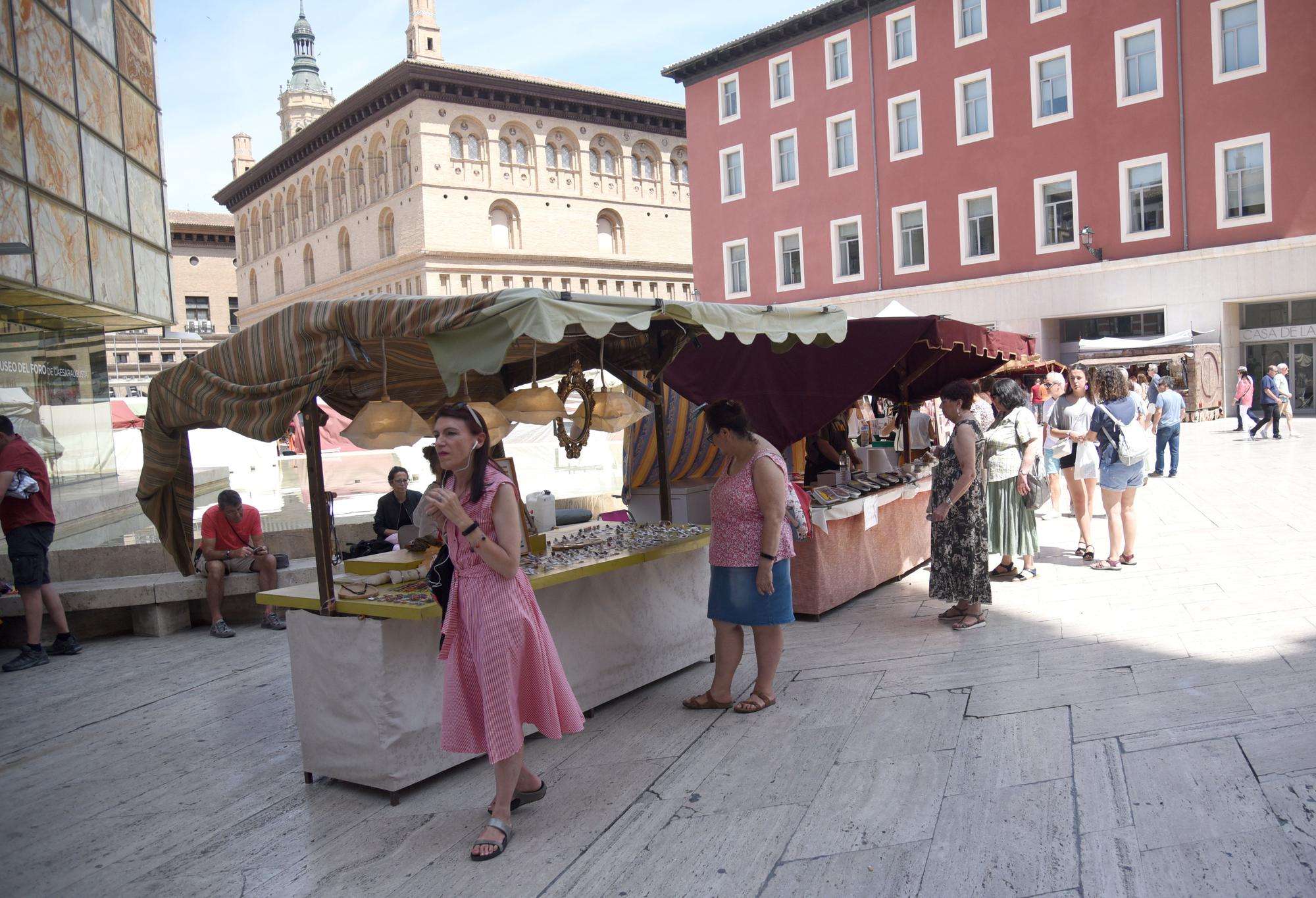 El Mercado de las Tres Culturas ya deslumbra en el centro de Zaragoza