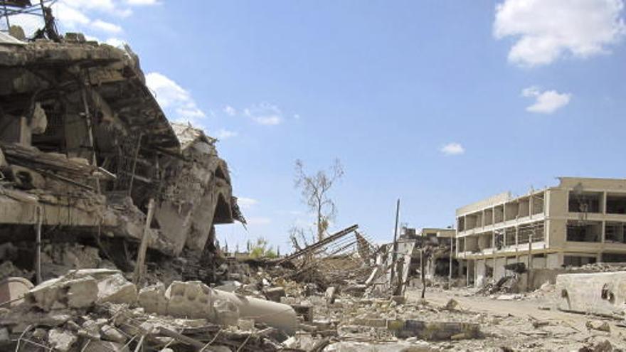 Una fábrica recientemente destruida en Damasco