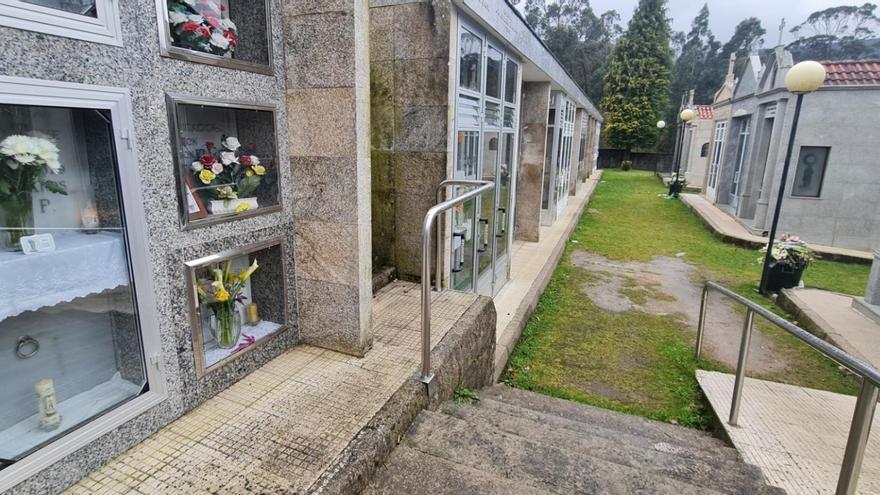 El Concello inicia un plan de mejora de los cementerios