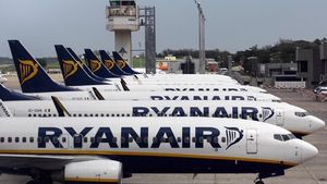 Flota d’avions de ’Ryanair’, a l’aeroport de Girona.