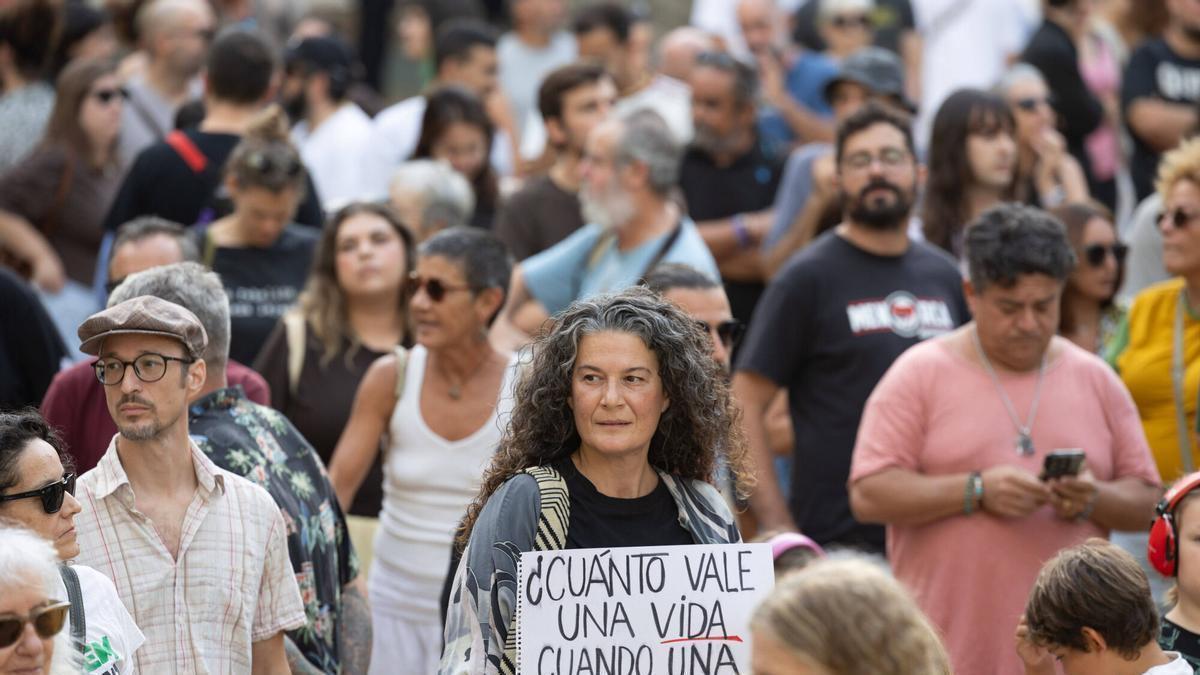 Manifestación del Sindicato de Inquilinas de Ibiza: "Hay que acabar con el alquiler de temporada y por habitaciones"