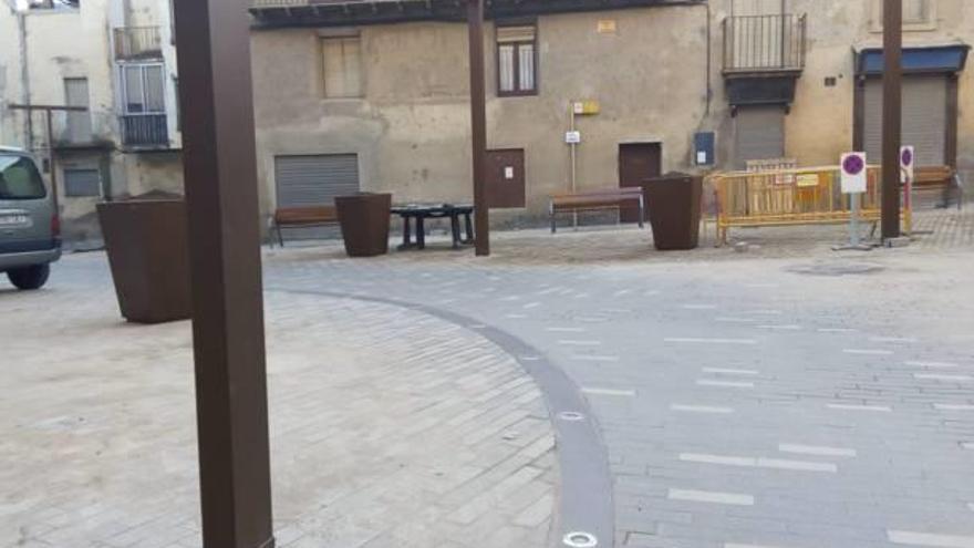 La nova plaça de l&#039;Arbre de Castellciutat, veïnat de la Seu d&#039;Urgell