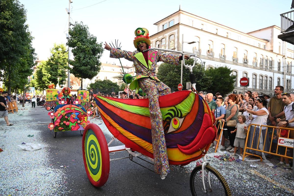 El desfile de la Batalla de las Flores de Pontevedra, en imágenes El desfile de la Batalla de las Flores de Pontevedra, en imágenes