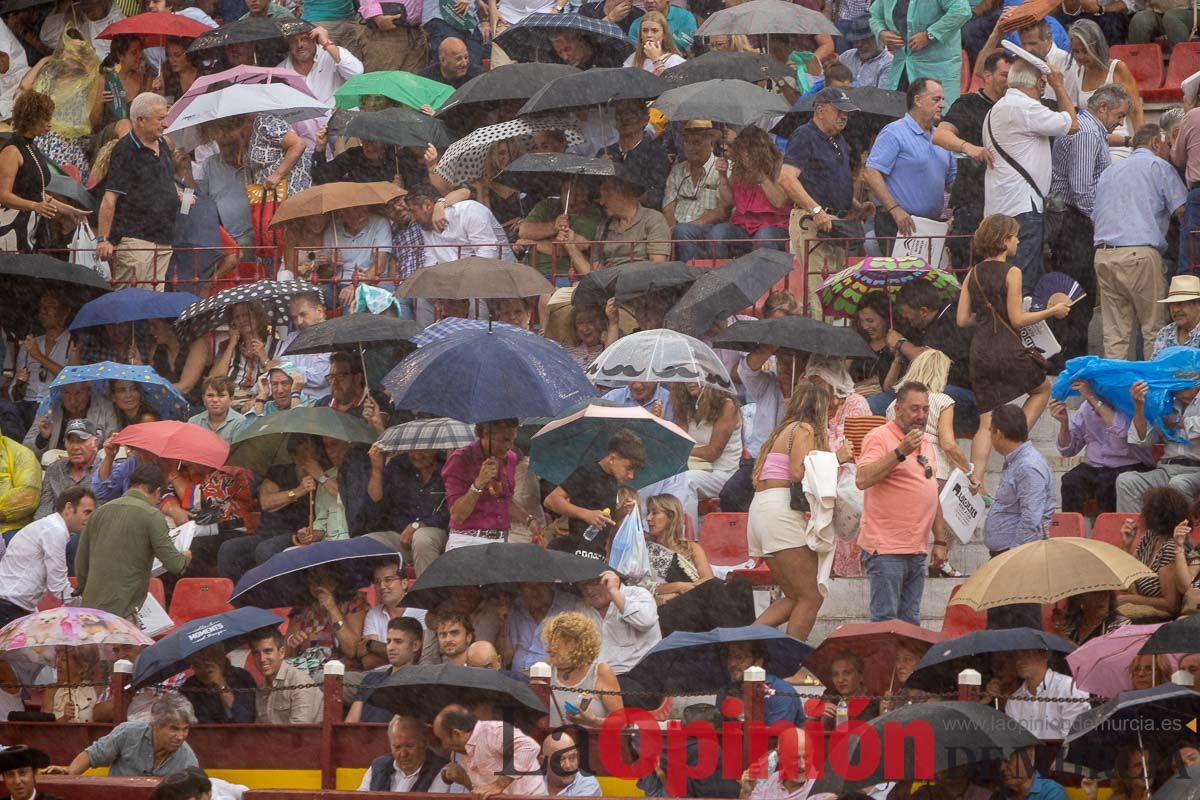 Así se ha vivido en los tendidos la segunda corrida de la Feria Taurina de Murcia