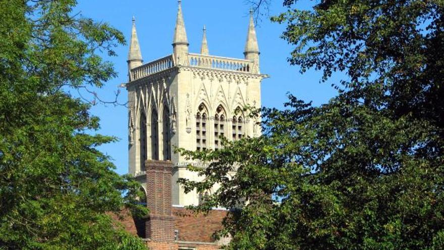 Un edificio del campus histórico de la Universidad de Cambridge.