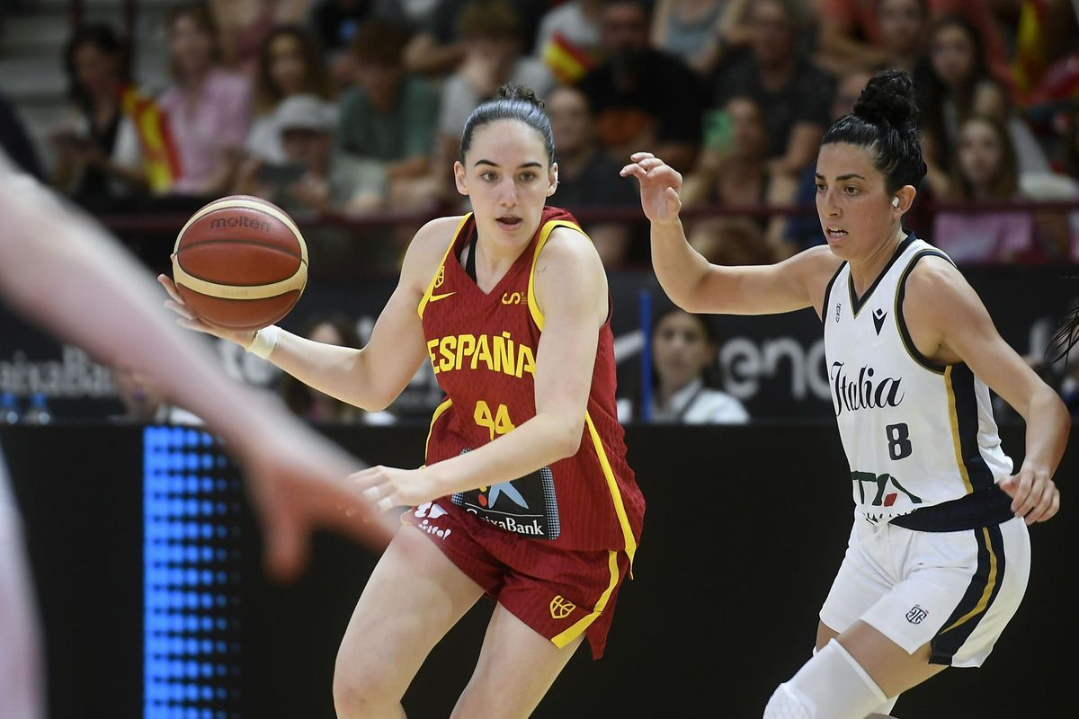 Iyana Martín, titular en el partido de España ante Italia