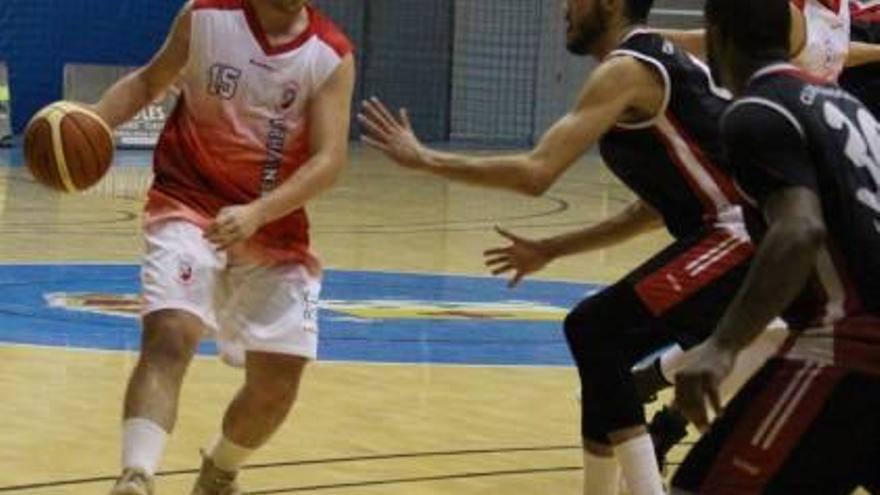 Baloncesto El derbi comarcal se queda en Benicarló