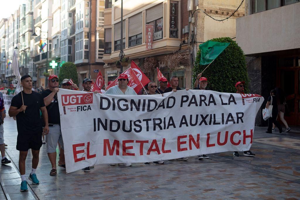 La protesta de las empresas auxiliares de Cartagena, en imágenes