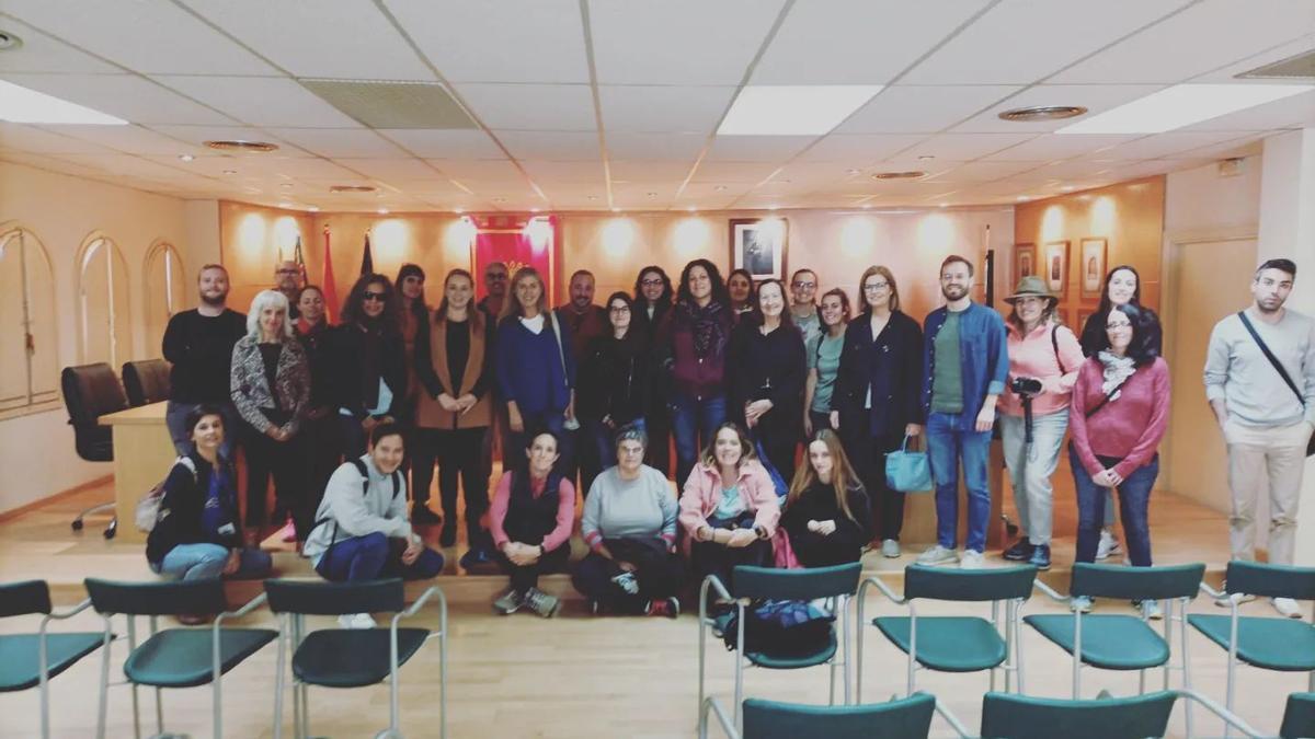 Los participantes en el curso fueron recibidos en el ayuntamiento de Altura.