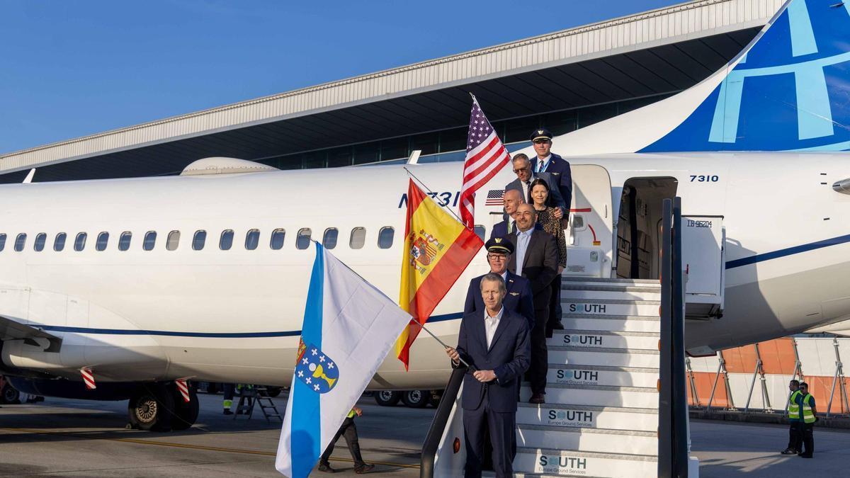 Acto de inauguración del primer vuelo de United Airlines entre Nueva York y Santiago de Compostela, el pasado 28 de mayo.