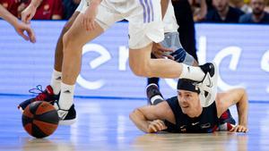 Mucha intensidad en el Palau en el prime partido de la final