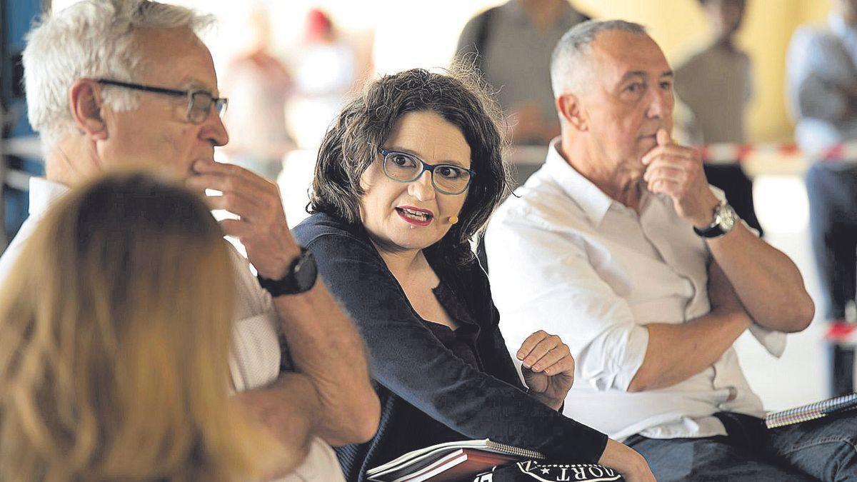 La vicepresidenta junto a Baldoví y Ribó