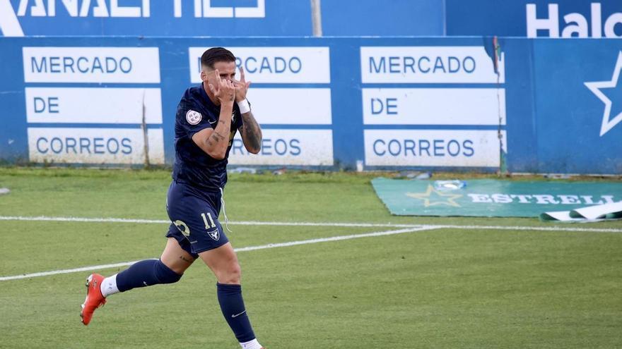 El UCAM Murcia vuela a lo más alto con la magia de Aquino