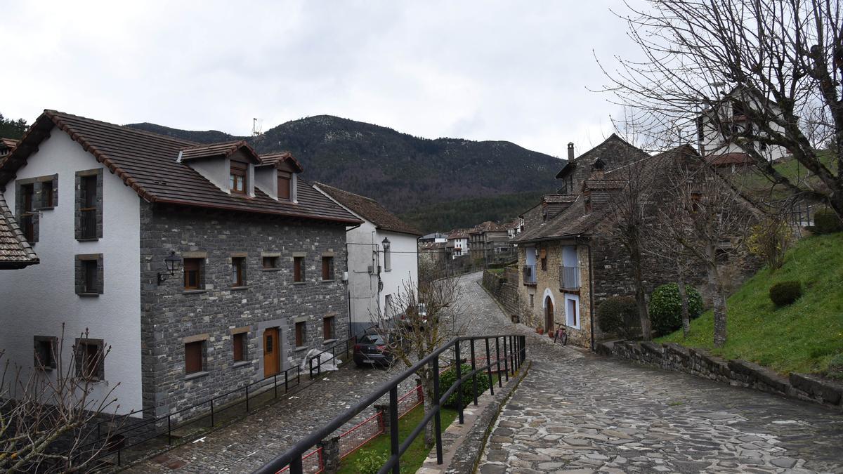 Ansó es una de las localidades donde se conserva viva la lengua aragonesa.