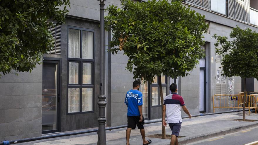 Catalá rechaza la propuesta de los comerciantes de topar el precio de los alquileres de plantas bajas